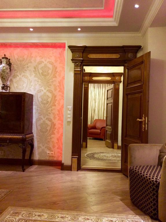 Luxury Pilies Avenue Apartment Βίλνιους Εξωτερικό φωτογραφία