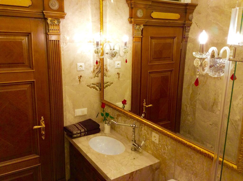 Luxury Pilies Avenue Apartment Βίλνιους Εξωτερικό φωτογραφία